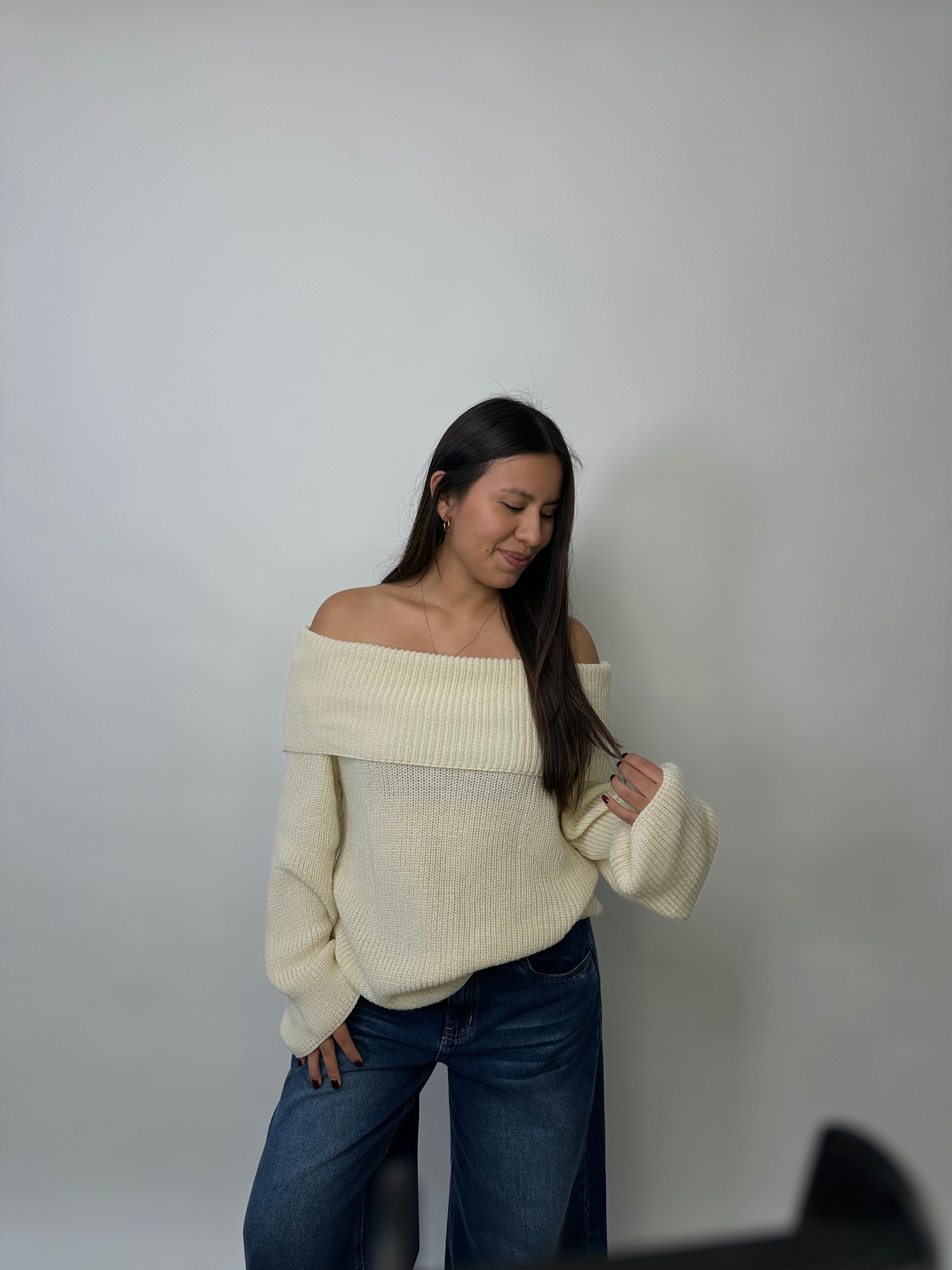 Chompa Offshoulder Clásica