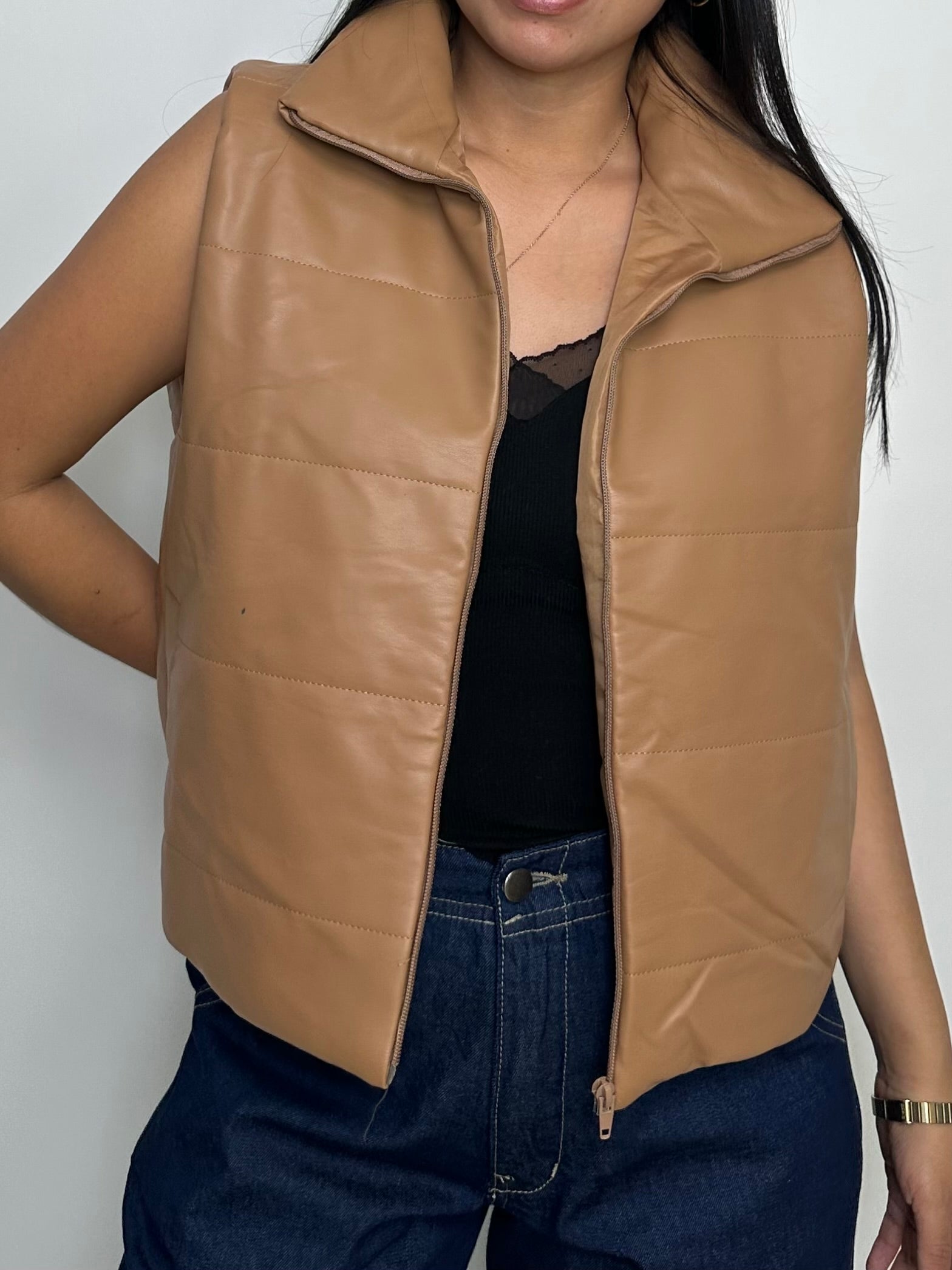 Chaleco Cuerina Camel