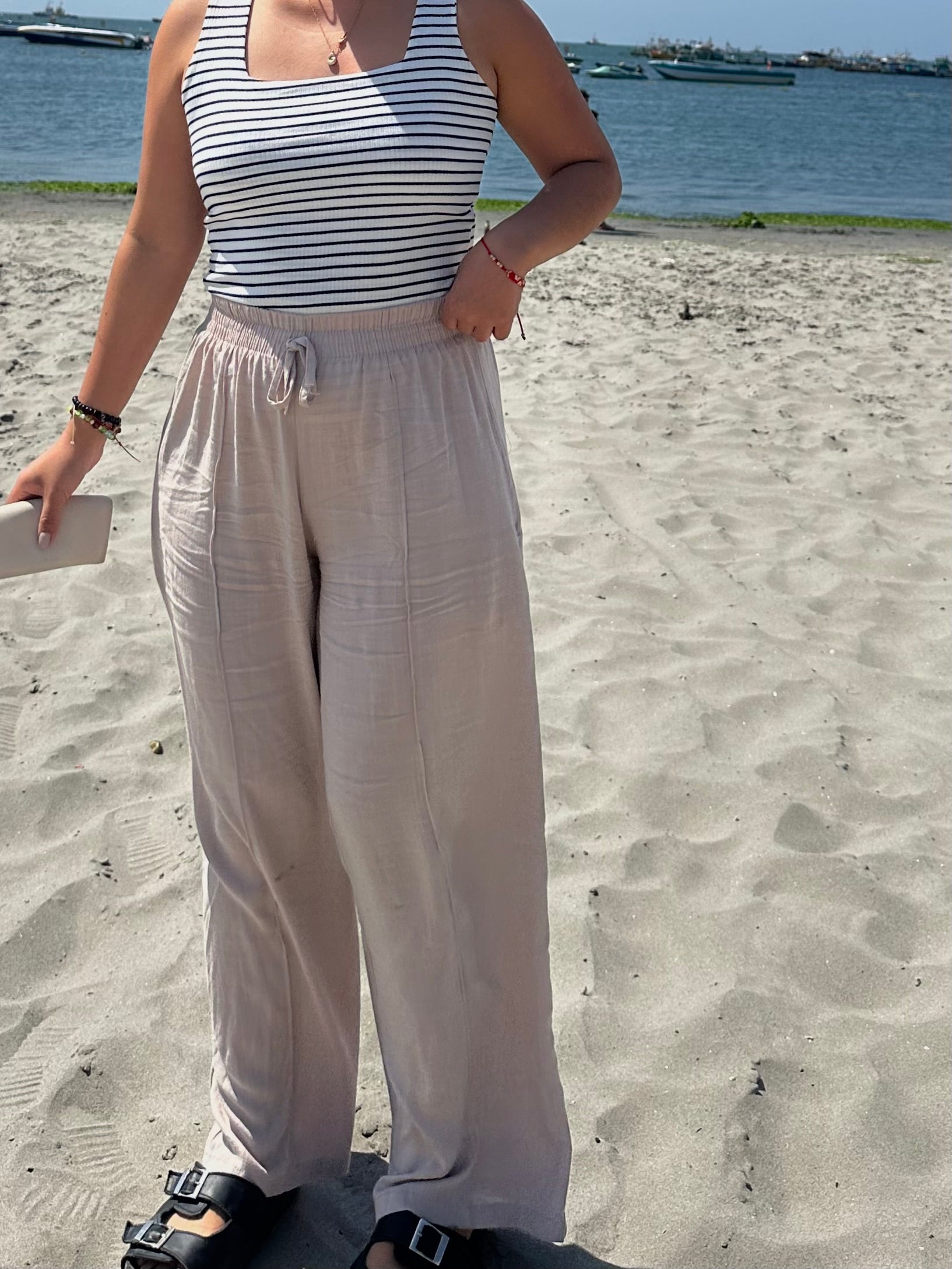 Pantalón lino beige