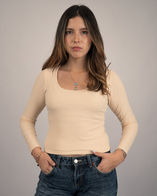 Polo básico cuello cuadrado