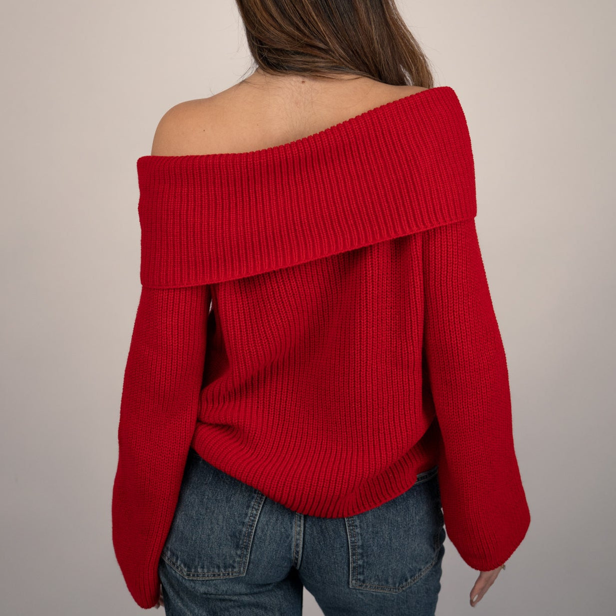 Chompa Off Shoulder